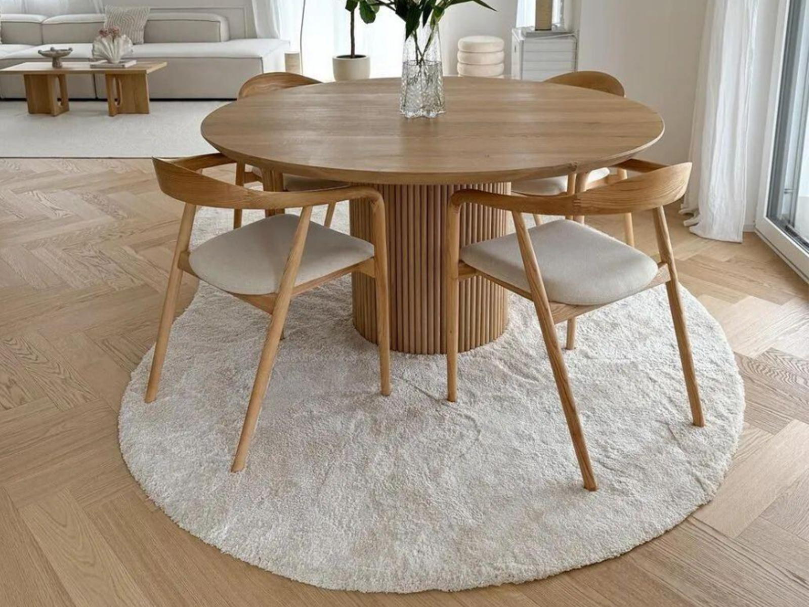 Retangular Rug Under Round Table How to position Round Rug under Round Table