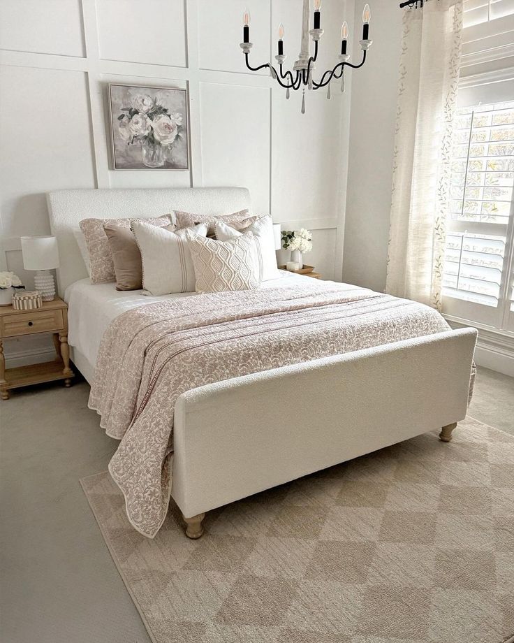 What Size Rug Should I Choose For My Queen Bed?