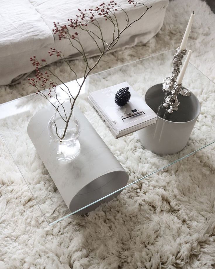 3 Ways to Clean A White Rug
