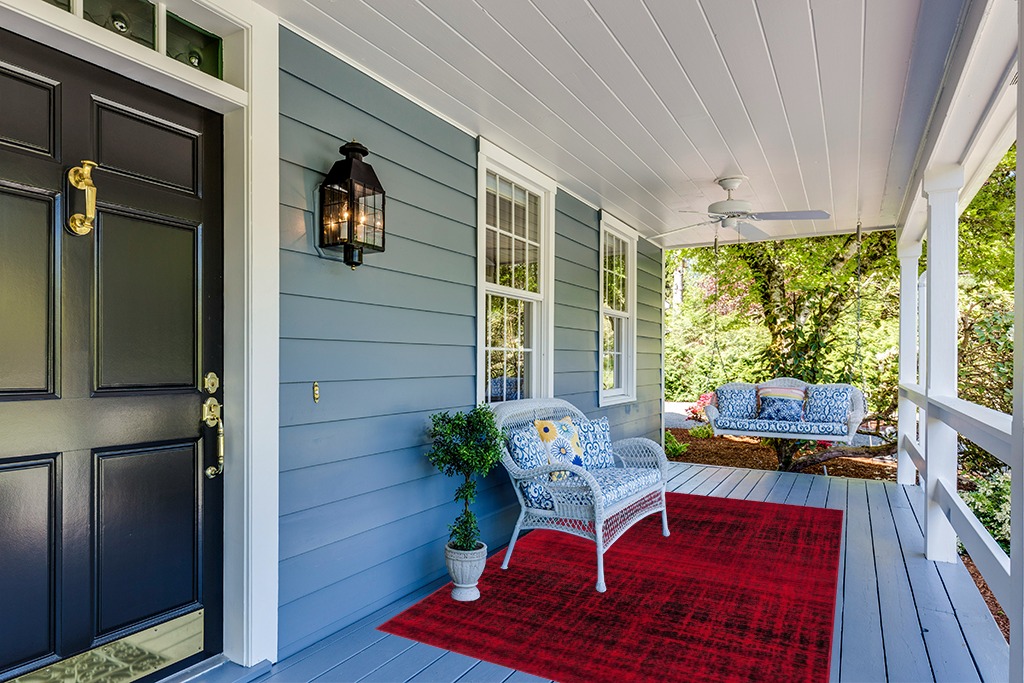 SAFAVIEH Adirondack Collection Area Rug - 5'1" x 7'6", Red & Black, Modern Abstract Design, Non-Shedding & Easy Care, Ideal for High Traffic Areas in Living Room, Bedroom (ADR116F) in Light Blue Patio