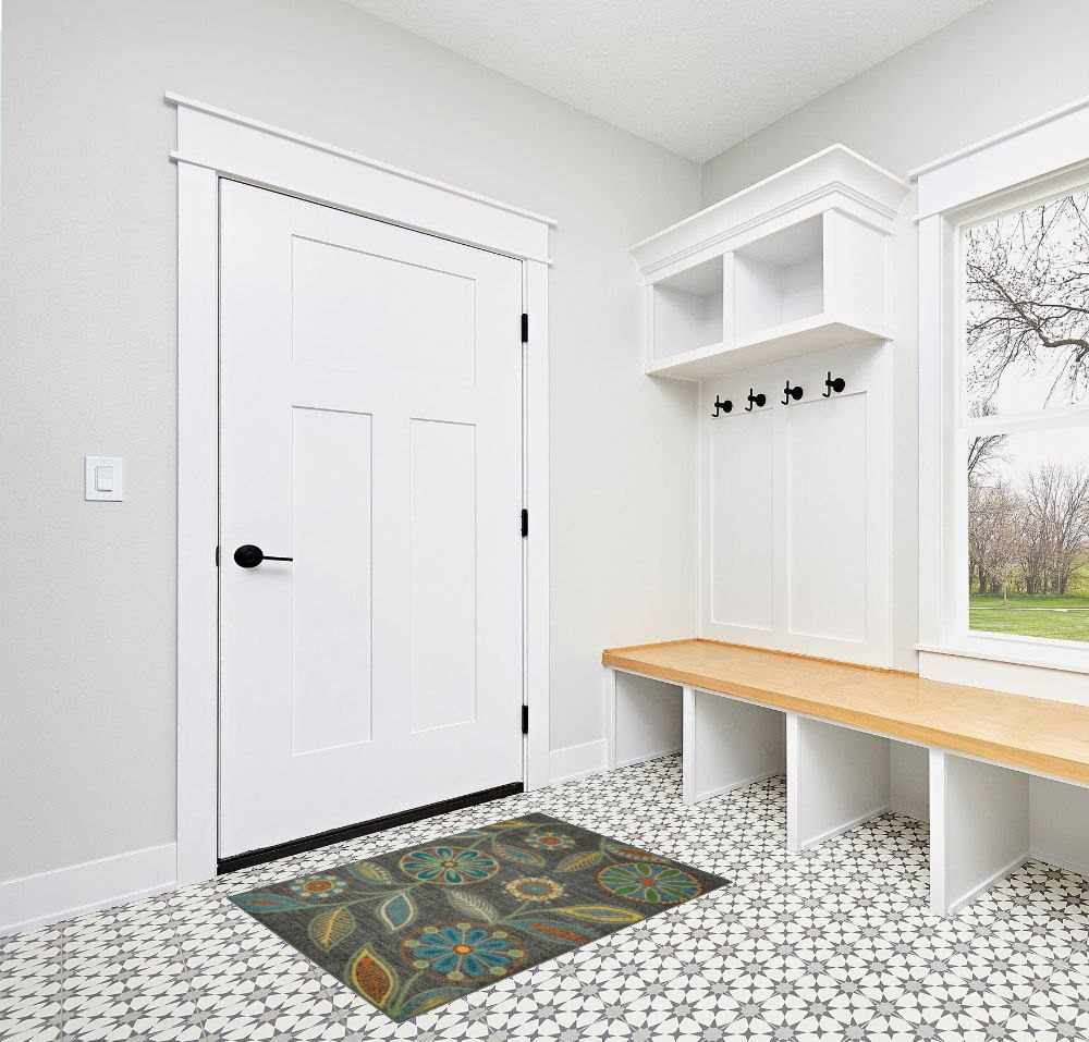 Front porch rugs ideas in White Modern Entryway