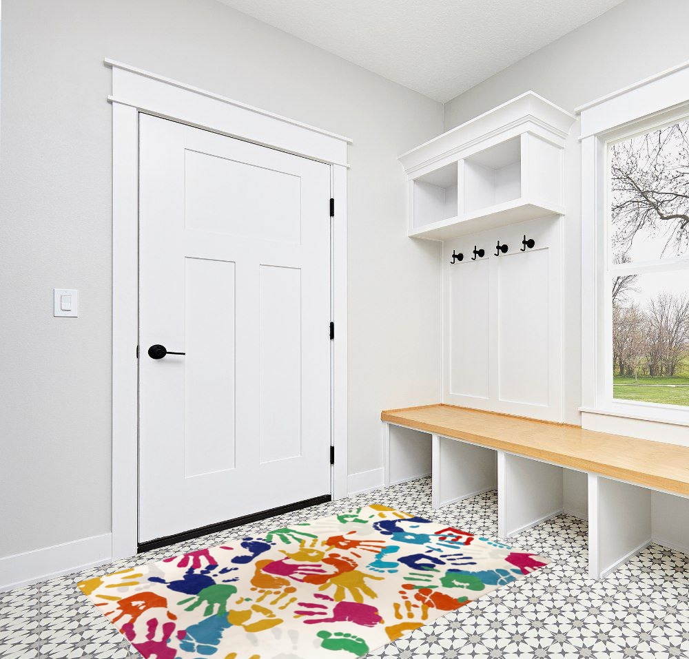 Yellow rug ideas in White Modern Entryway
