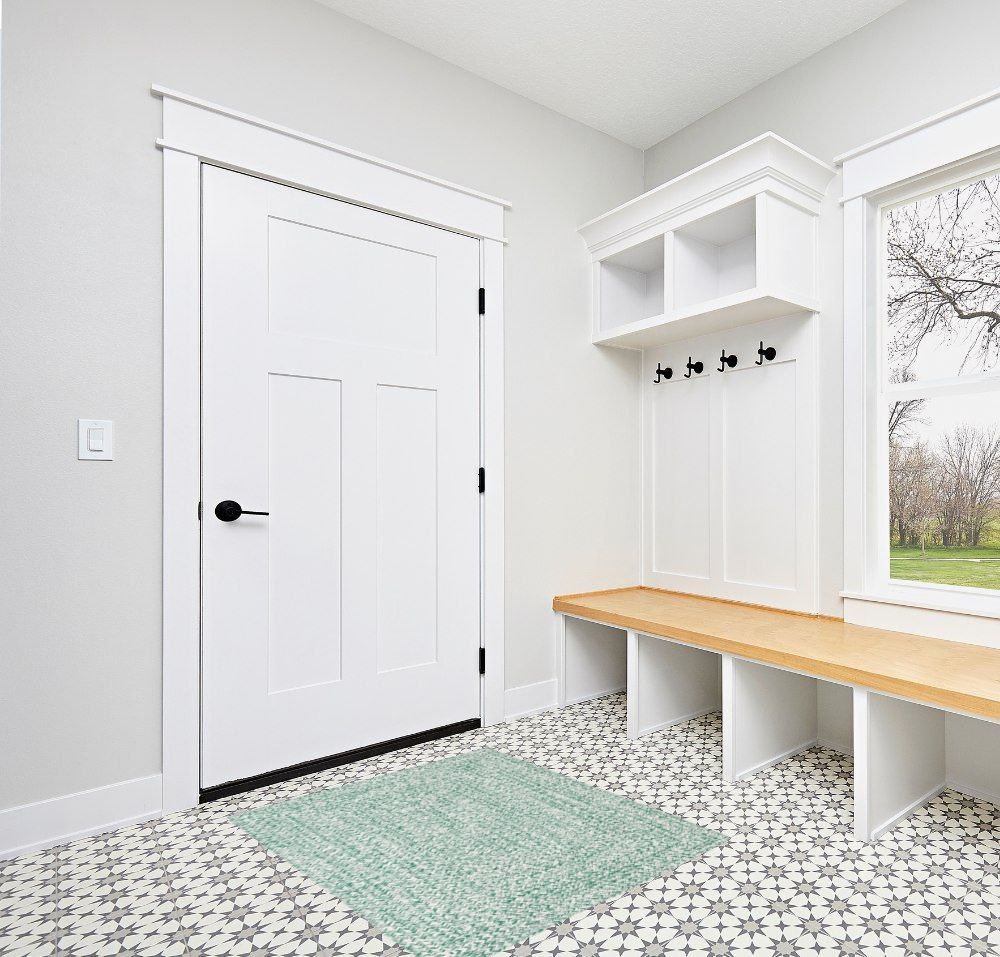 Farmhouse rug ideas in White Modern Entryway