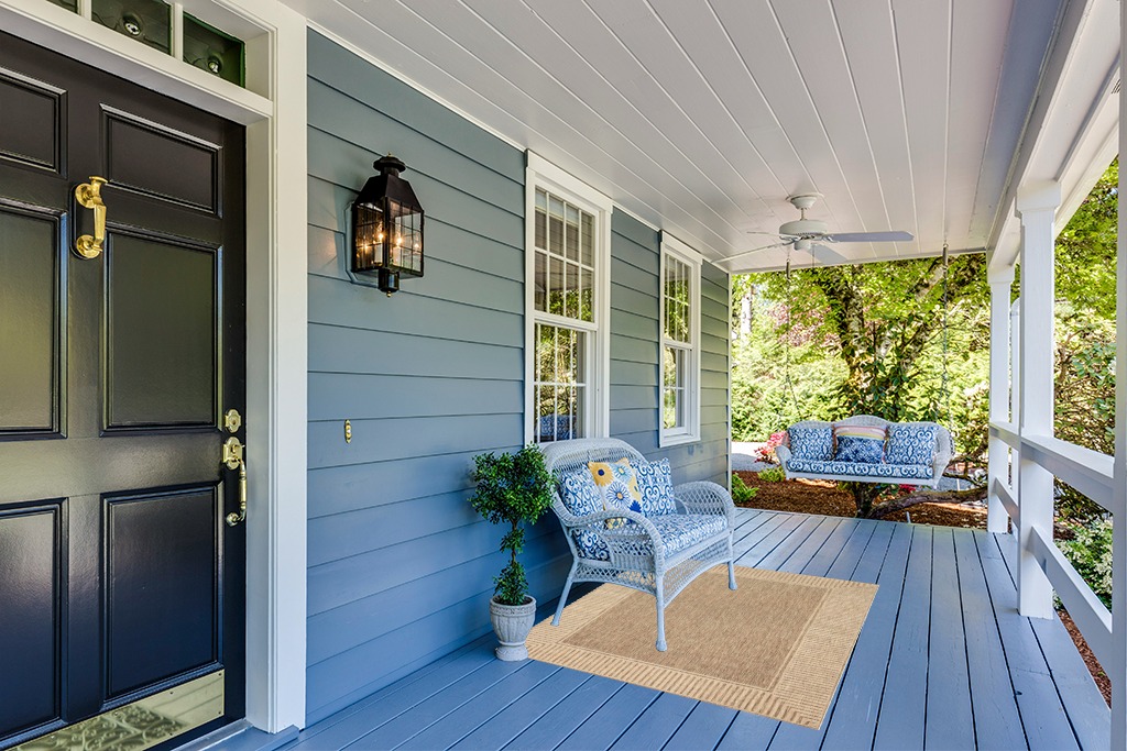 Outdoor rug ideas in Light Blue Patio