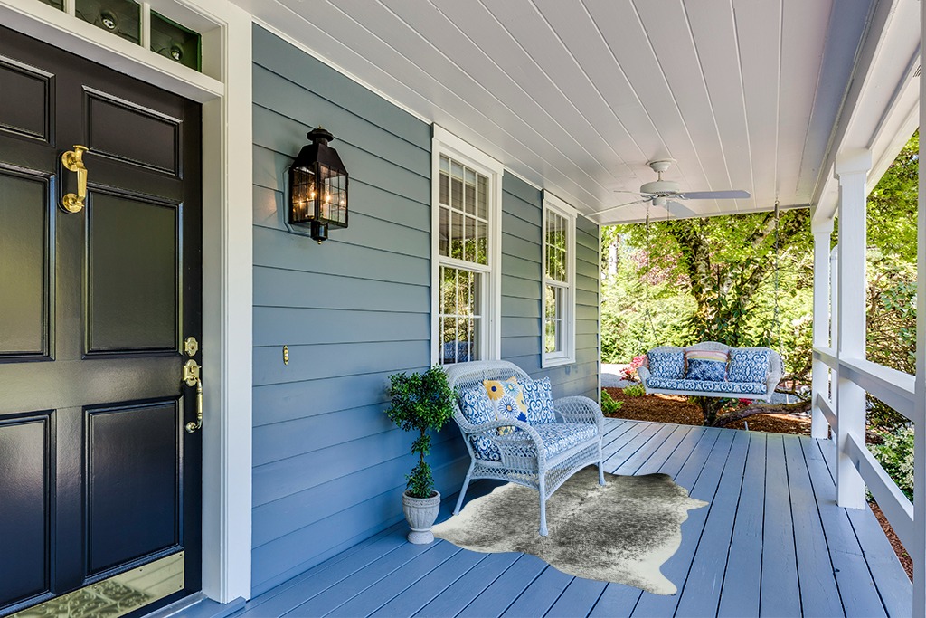 Rug ideas in Light Blue Patio