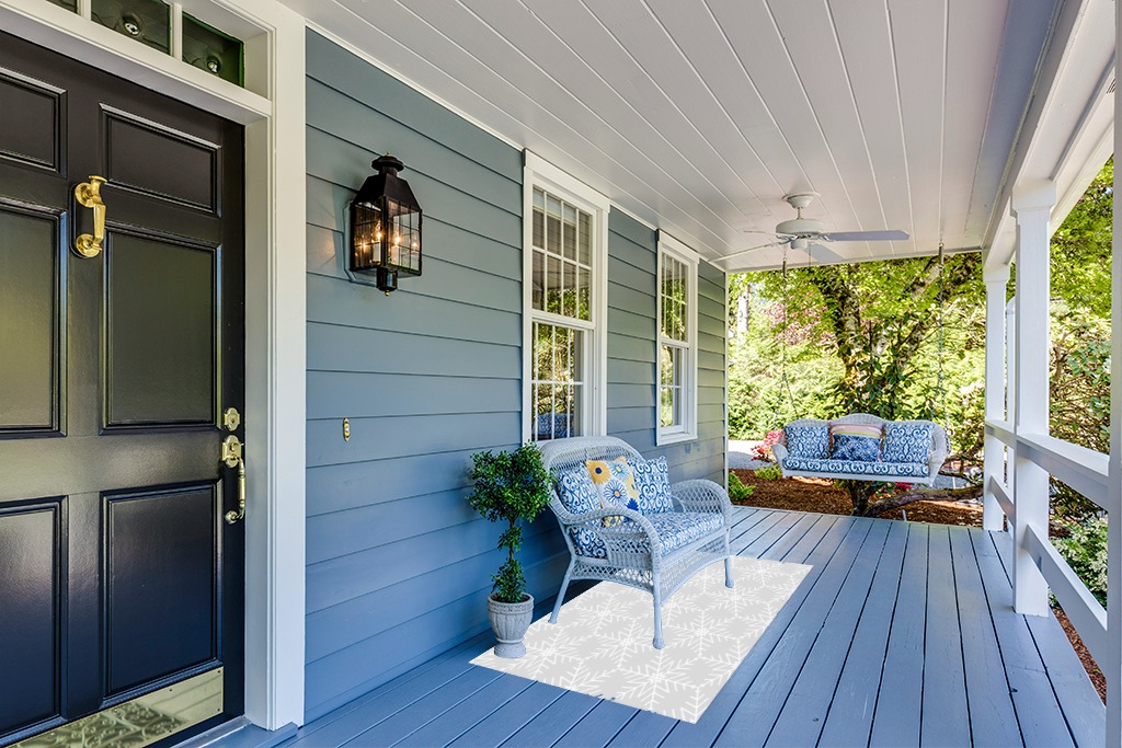 Outdoor patio rug ideas in Light Blue Patio