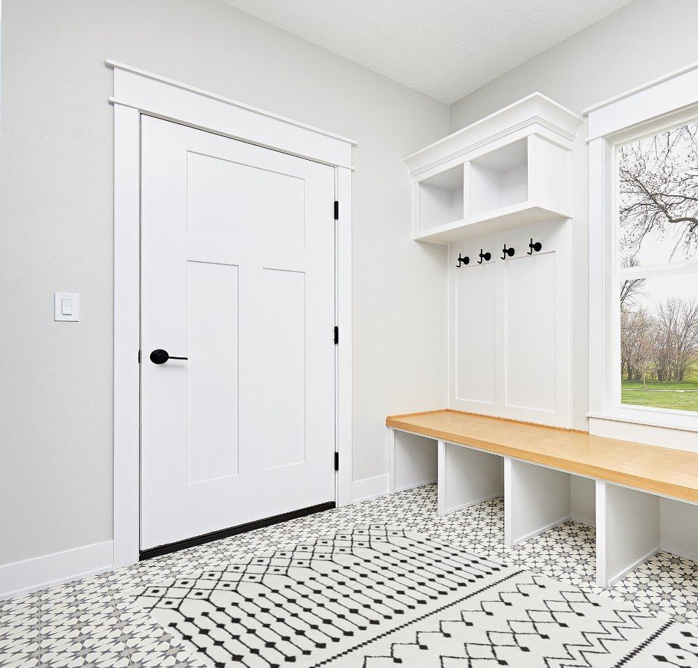 Farmhouse rug ideas in White Modern Entryway