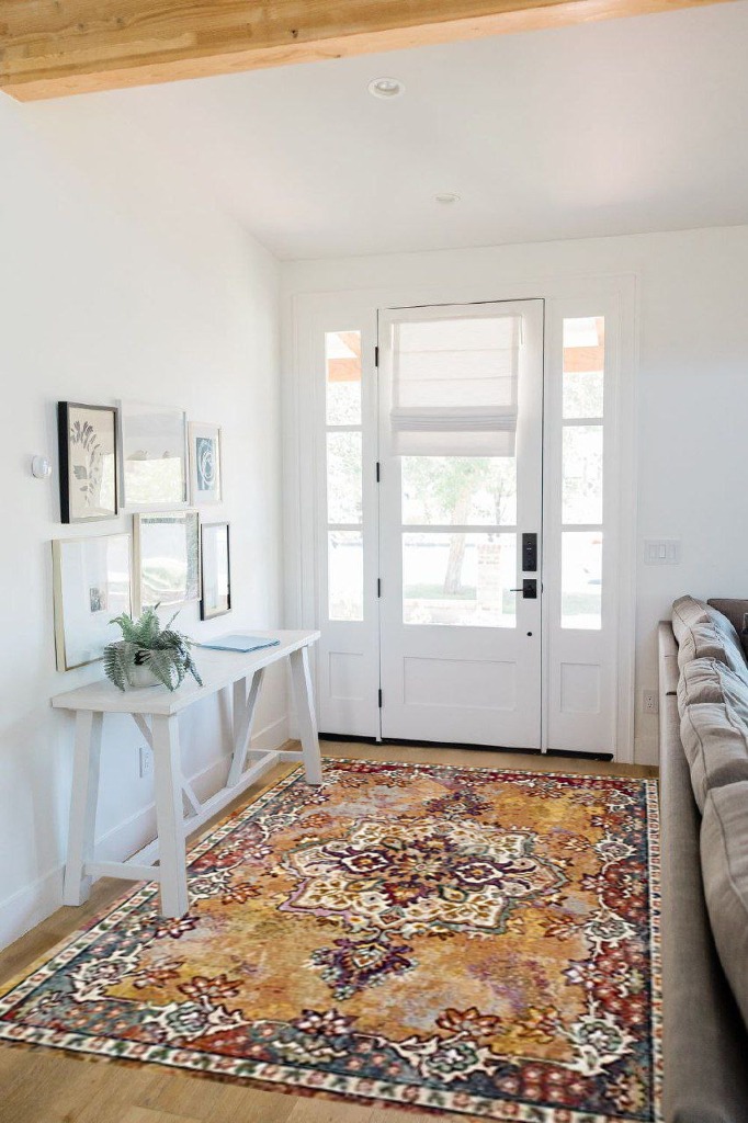 SAFAVIEH Savannah Collection 5'1" x 7'6" Yellow / Yellow SVH628H Boho Chic Area Rug in White Scandinavian Entryway