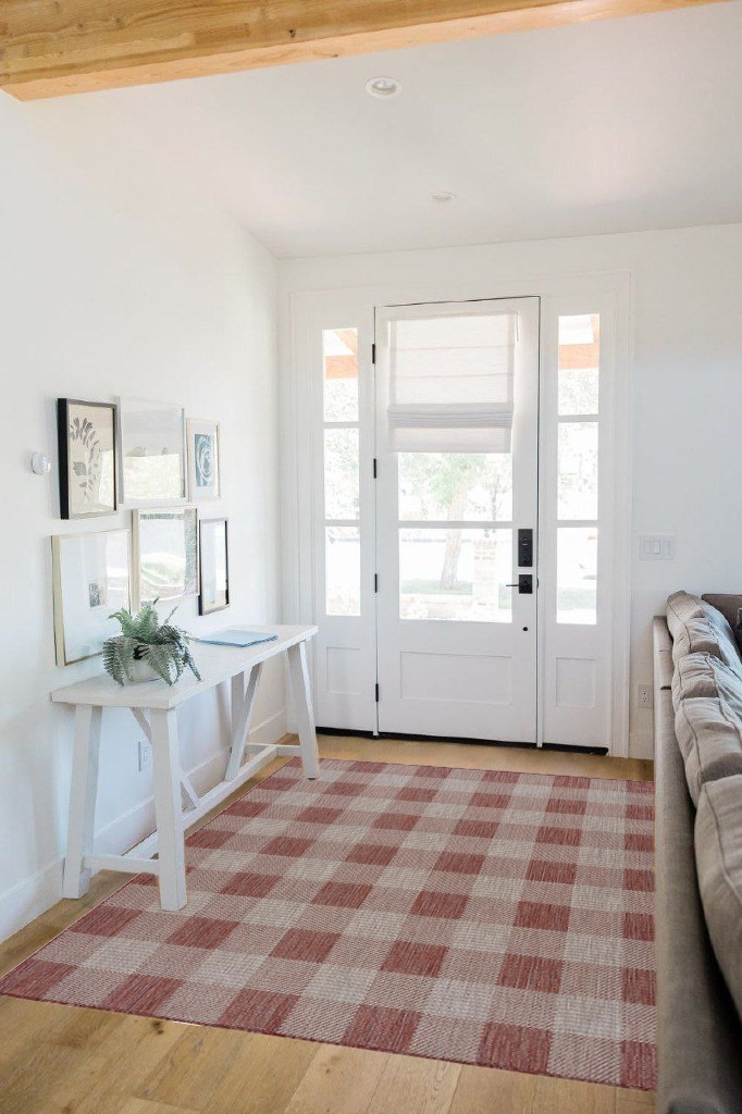 Christmas rug ideas in White Scandinavian Entryway