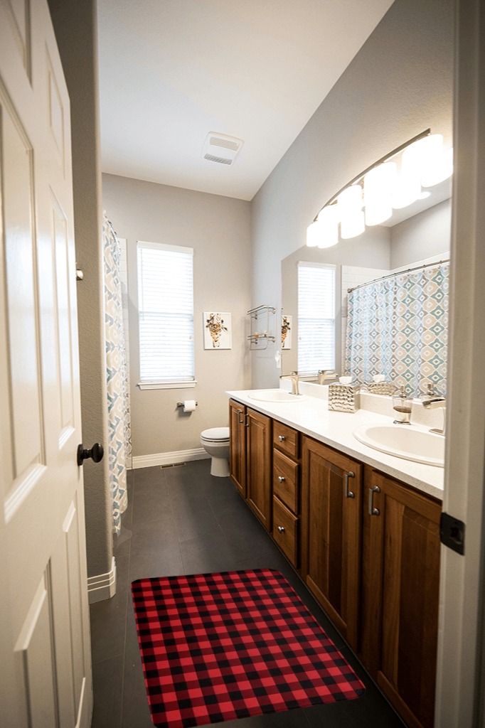 Large bathroom rug ideas