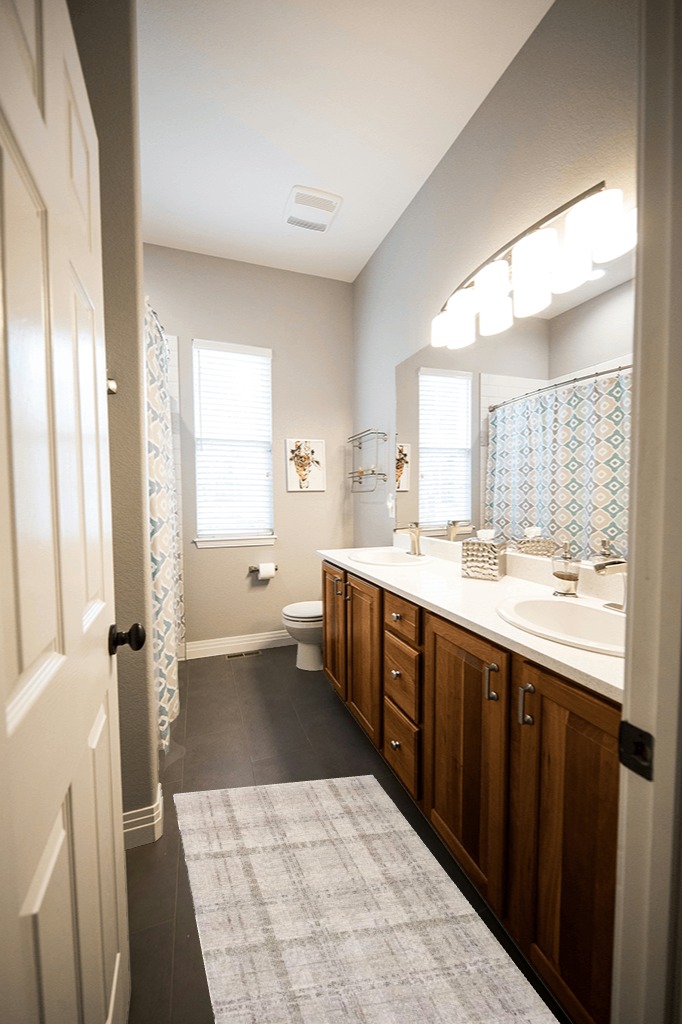 Bathroom rug ideas 2x3 in Wooden and Grey Bathroom