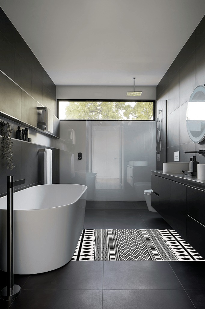 Bathroom rug ideas beige in Black Modern Bathroom