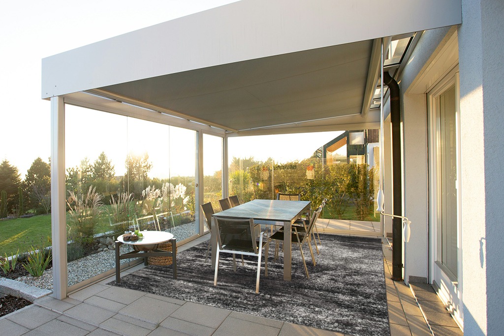 Rug ideas in Silver and Grey Outdoor Patio