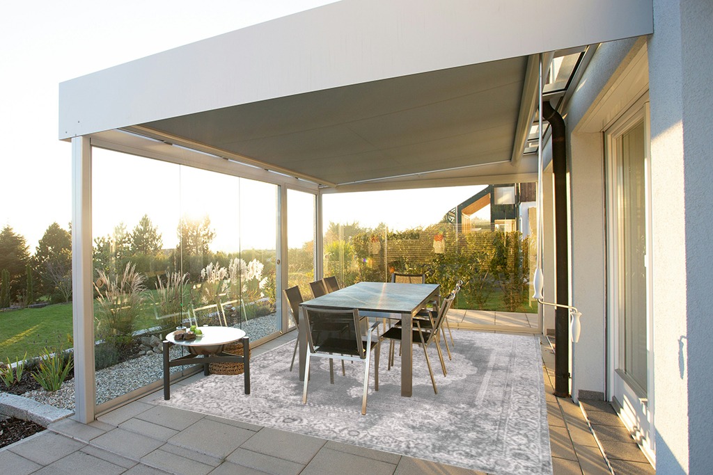 Rug ideas in Silver and Grey Outdoor Patio
