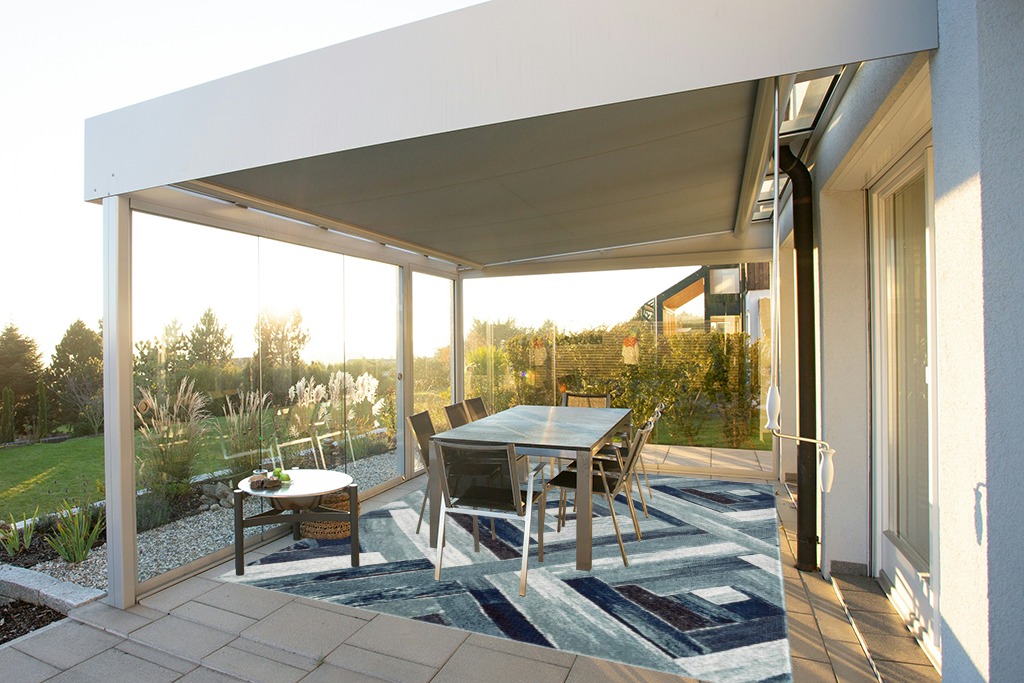 Modern area rug ideas in Silver and Grey Outdoor Patio