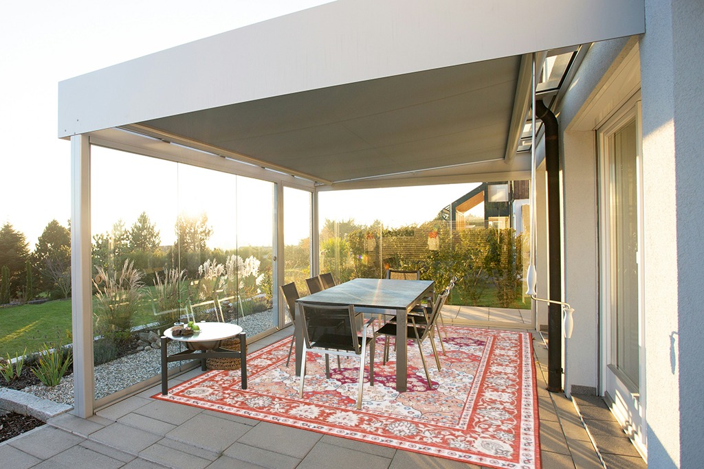 Rug ideas in Silver and Grey Outdoor Patio