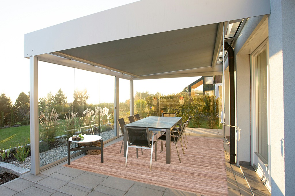 Yellow rug ideas in Silver and Grey Outdoor Patio