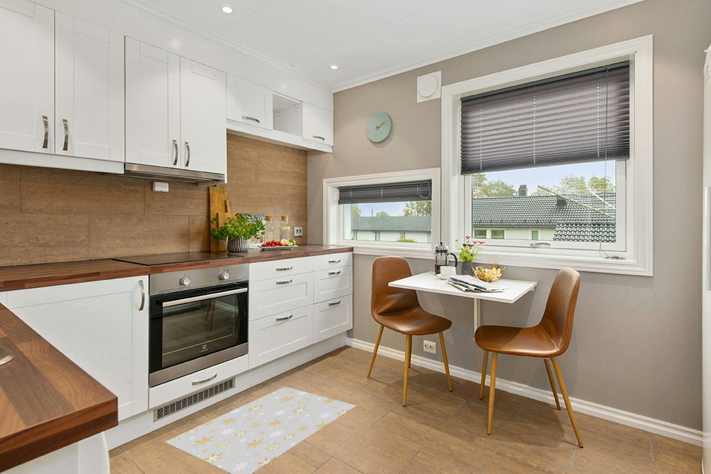 Round kitchen rug ideas in Wood and White Small Kitchen