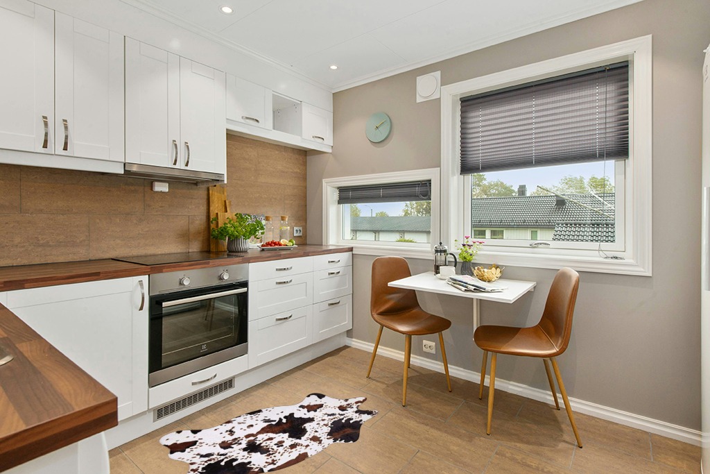 Faux fur rug ideas in Wood and White Small Kitchen