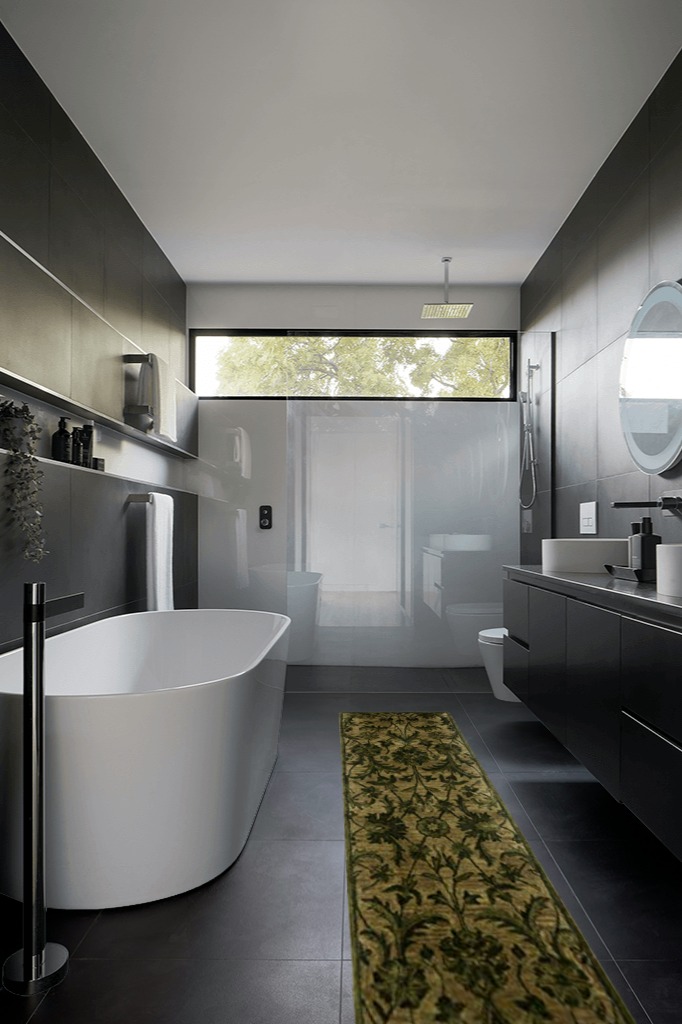 Rug ideas in Black Modern Bathroom