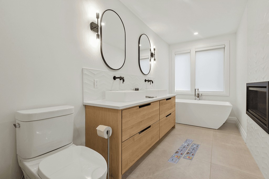 Rug ideas in Scandinavian Neutral bathroom