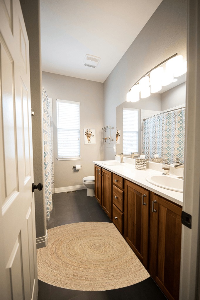 Bathroom rug ideas white 4x4 roundsquare in Wooden and Grey Bathroom