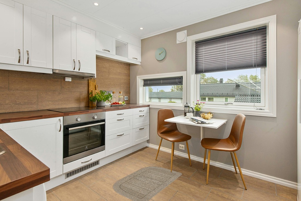 Kitchen rug ideas in Wood and White Small Kitchen