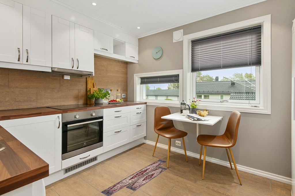 Round kitchen rug ideas in Wood and White Small Kitchen