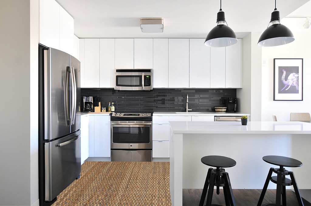 Round kitchen rug ideas in White and Black Modern Kitchen