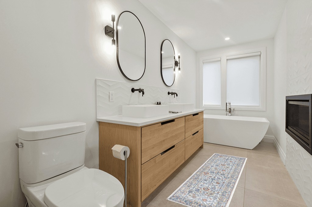 Cowhide rug decor ideas in Scandinavian Neutral bathroom