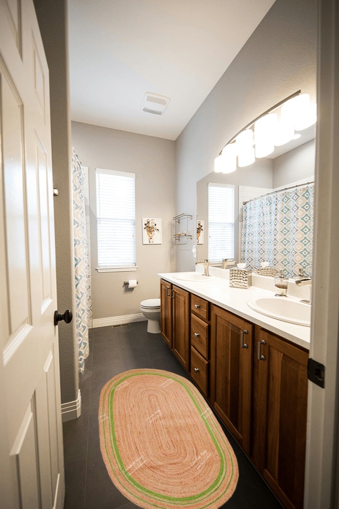 Jute rug decorating ideas in Wooden and Grey Bathroom