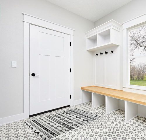 Lahome Boho Geometric Washable Area Rug in White Modern Entryway