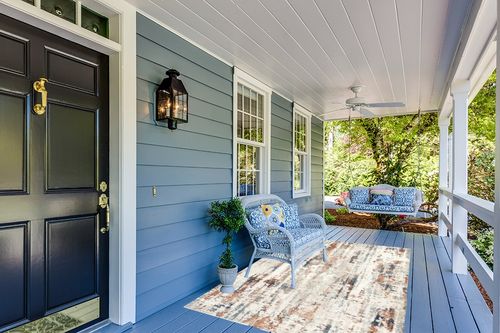 nuLOOM Viviana Transitional Abstract Beige 5 ft. x 8 ft. Area Rug in Light Blue Patio