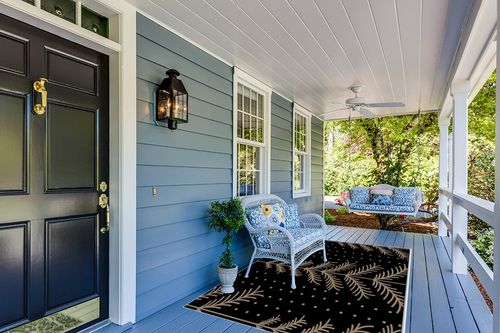 Christmas Area Rug 5 x 8, Washable Bedroom Rug Non-Slip Kitchen Rugs Non Shedding Floor Cover Mat Runner Rug for Living Room Dining Room Outdoor Carpet Merry Christmas Tree Winter Black in Light Blue Patio