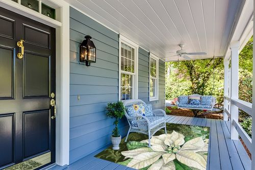 OComster Merry Christmas Rectangle Shape Large Area Rugs - 5 x 8 Feet White Xmas Poinsettia Pine Needle Green Retro - (Non-Woven + Rubber) Low File Floor Mat in Light Blue Patio