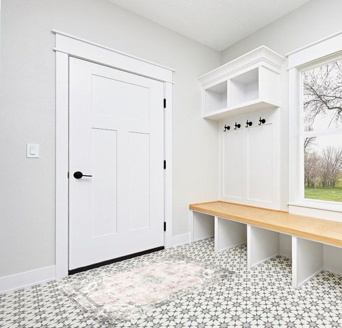 BRICHOEE Vintage Area Rug 3x5 Feet Light Pink Thin Entryway Mat for Kitchen Indoor Machine Washable Foldable Doormat Distressed Persian Boho Rug in White Modern Entryway