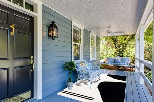 Safavieh Rodeo Drive Collection Area Rug - 5' x 8', Ivory & Black, Handmade Mid-Century Modern Abstract Wool, Ideal for High Traffic Areas in Living Room, Bedroom (RD860B) in Light Blue Patio