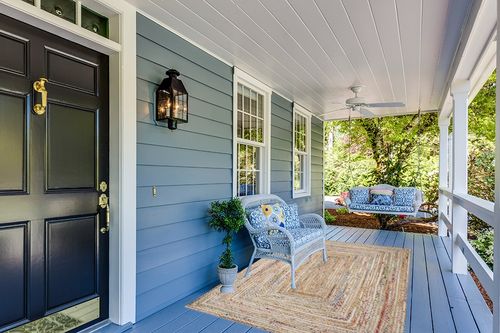 SAFAVIEH Cape Cod Collection Area Rug - 5' x 8', Beige & Multi, Handmade Boho Braided Jute & Cotton, Ideal for High Traffic Areas in Living Room, Bedroom (CAP202B) in Light Blue Patio