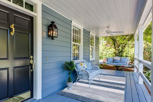 Safavieh Striped Kilim Collection Area Rug - 5' x 8', Grey & Blue, Flat Weave Cotton Design, Easy Care, Ideal for High Traffic Areas in Living Room, Bedroom (STK804M) in Light Blue Patio