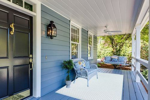 Erin Gates by Momeni Langdon Windsor Blue Hand Woven Wool Area Rug 5' X 8' (LANGDLGD-2BLU5080) in Light Blue Patio