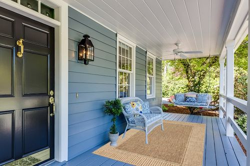 nuLOOM Asha Simple Border Indoor/Outdoor Area Rug, 5' x 8', Light Brown in Light Blue Patio