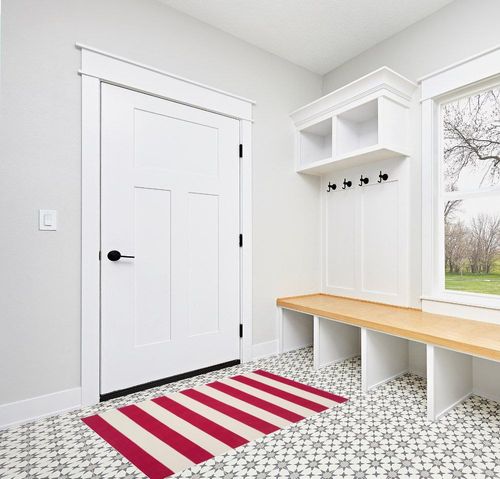 SAFAVIEH Montauk Collection Accent Rug - 3' x 5', Red & Ivory, Handmade Flat Weave Boho Farmhouse Cotton Stripe, Ideal for High Traffic Areas in Entryway, Living Room, Bedroom (MTK712B) in White Modern Entryway