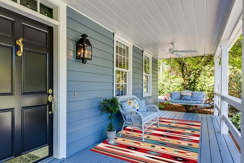 Safavieh Kilim Collection Area Rug - 5' x 8', Beige & Red, Handmade Flat Weave Wool, Ideal for High Traffic Areas in Living Room, Bedroom (KLM712A) in Light Blue Patio