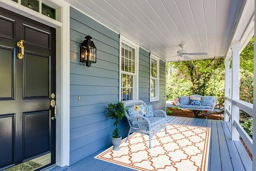 SAFAVIEH Amherst Collection Area Rug - 5'3" x 8', Beige & Orange, Trellis Design, Non-Shedding & Easy Care, Ideal for High Traffic Areas in Living Room, Bedroom (AMT414F) in Light Blue Patio