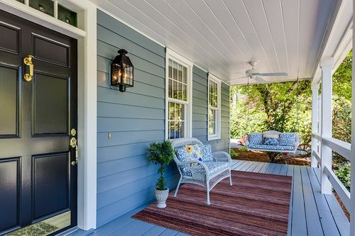 SAFAVIEH Himalaya Collection Area Rug - 5' x 8', Purple & Multi, Handmade Wool, Ideal for High Traffic Areas in Living Room, Bedroom (HIM702A) in Light Blue Patio