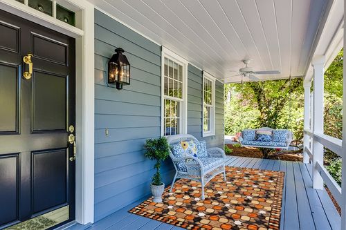 SAFAVIEH Aspen Collection Area Rug - 5' x 8', Light Yellow & Orange, Handmade Boho Wool, Ideal for High Traffic Areas in Living Room, Bedroom (APN128D) in Light Blue Patio