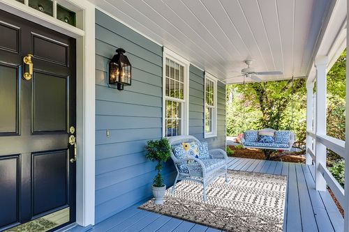 Art&Tuft Area Rug Black in Light Blue Patio