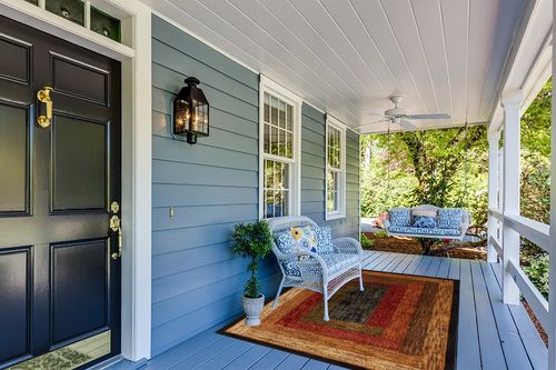 ‎Black/Brown ‎Royalty Vega ‎Fade Resistant, Stain Resistant ‎Area Rug in Light Blue Patio