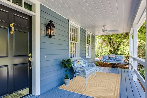 Angela Rose x Loloi 5'0" 7'0" Natural/Ivory Colton CON-04 Area Rug in Light Blue Patio