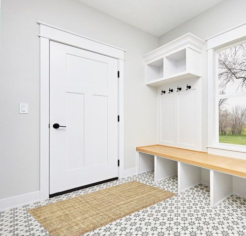 SAFAVIEH Natural Fiber Collection Runner Rug - 2'6" x 6', Natural, Handmade Chunky Textured Jute 0.75-inch Thick, Ideal for High Traffic Areas in Living Room, Bedroom (NF447A) in White Modern Entryway